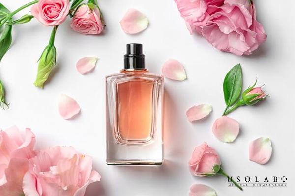 Hương liệu (Fragrance, Parfum) là thành phần phổ biến giúp tạo mùi hương dễ chịu