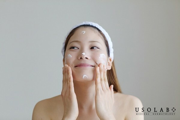 Cách dụng kem chống nắng kiềm dầu