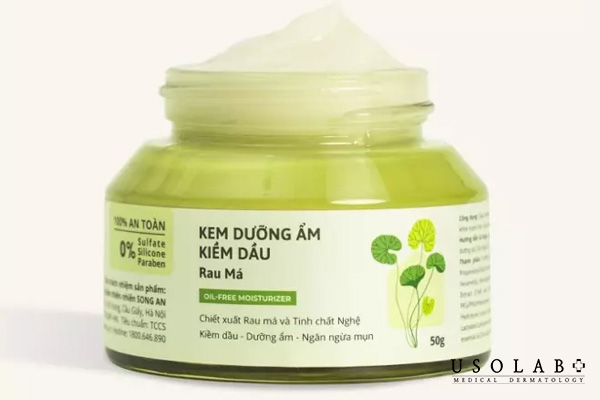 Kem dưỡng ẩm kiềm dầu Rau Má