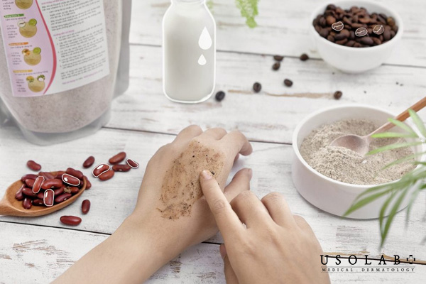 Bằng bột đậu đỏ cùng sữa tươi