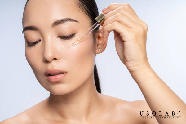 Serum dưỡng ẩm nên được sử dụng 2 lần/ngày vào buổi sáng và buổi tối