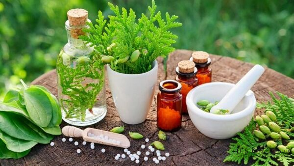 mỹ phẩm cho da tổn thương sau điều trị