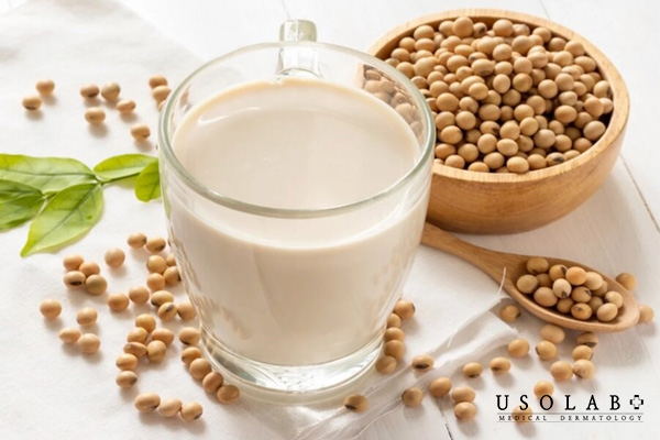 Trong sữa đậu nành vitamin E, vitamin B, protein thực vật và các khoáng chất