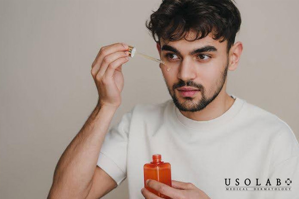 Dùng serum hoặc kem dưỡng trắng chứa niacinamide