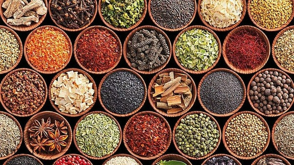 Bột ngọc trai, cam thảo, nhân sâm, bạch truật, linh chi, bột đậu đỏ, yến mạch