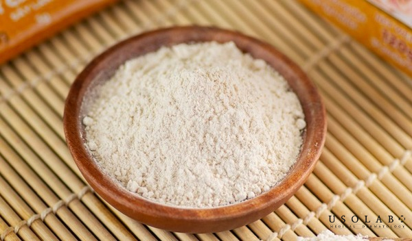 Vaseline và bột gạo