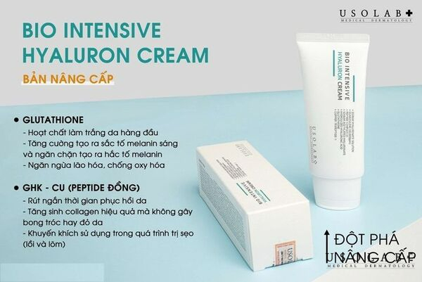 Nhiệt độ tăng khiến tuyến bã nhờn hoạt động mạnh, dẫn đến da bóng dầu và dễ nổi mụn.