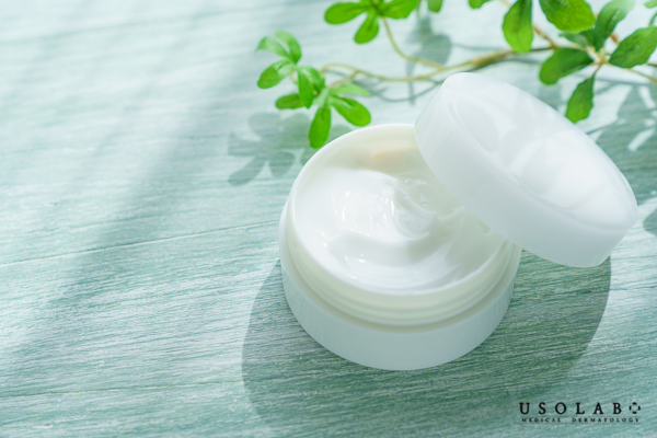 Cách chọn kem dưỡng ẩm trà xanh chất lượng Cách chọn kem dưỡng ẩm trà xanh chất lượng