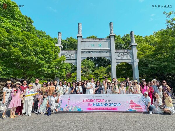 𝗟𝗨𝗫𝗨𝗥𝗬 𝗥𝗘𝗧𝗥𝗘𝗔𝗧