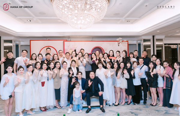 𝗟𝗨𝗫𝗨𝗥𝗬 𝗥𝗘𝗧𝗥𝗘𝗔𝗧