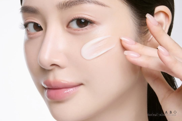 Không nên bôi vitamin E nguyên chất quá thường xuyên