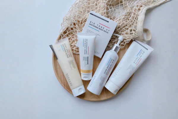 Mặt nạ ủ trắng đóng vai trò “khóa” toàn bộ dưỡng chất sau các bước treatment