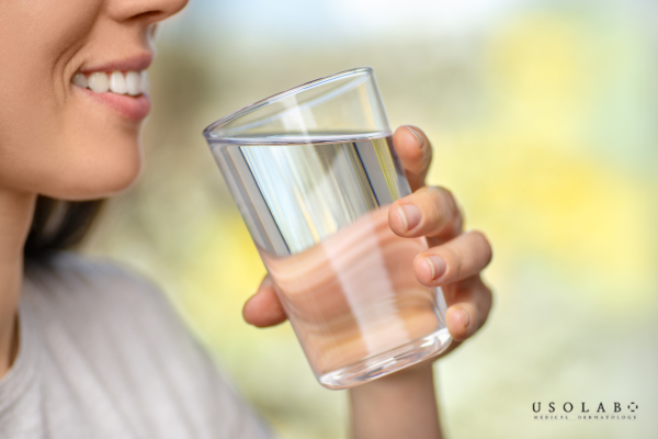 Uống đủ nước – “bước cơ bản” nhưng nhiều người bỏ qua