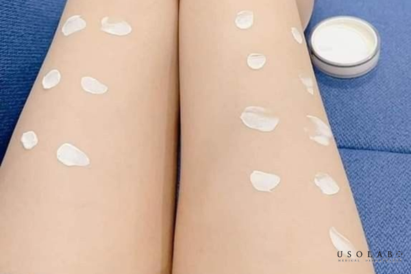 kem body không bết rít khi mặc quần áo