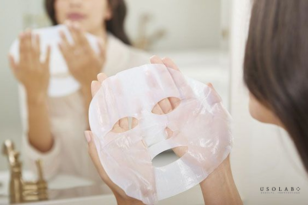 mặt nạ trắng da se khít lỗ chân lông