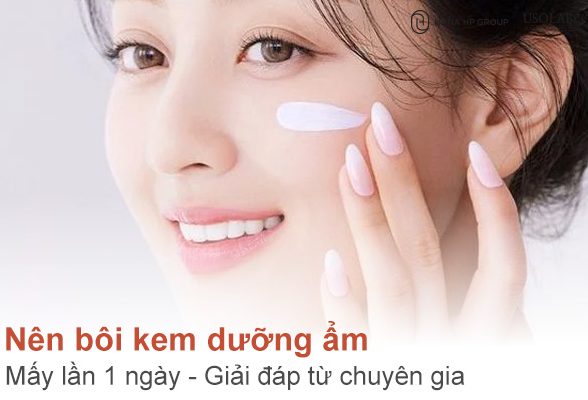 Da khô hay da dầu thì nên bôi kem dưỡng ẩm mấy lần 1 ngày? Giải đáp từ chuyên gia